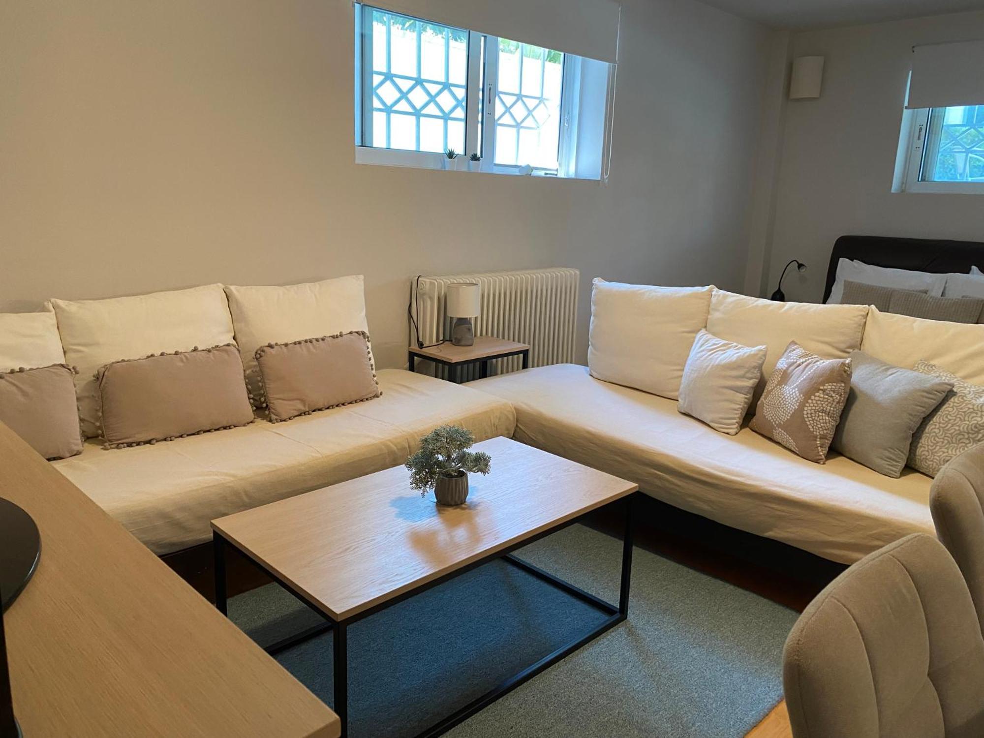 אתונה Bright, Cosy Studio Close To Glyfada Beach & Center מראה חיצוני תמונה