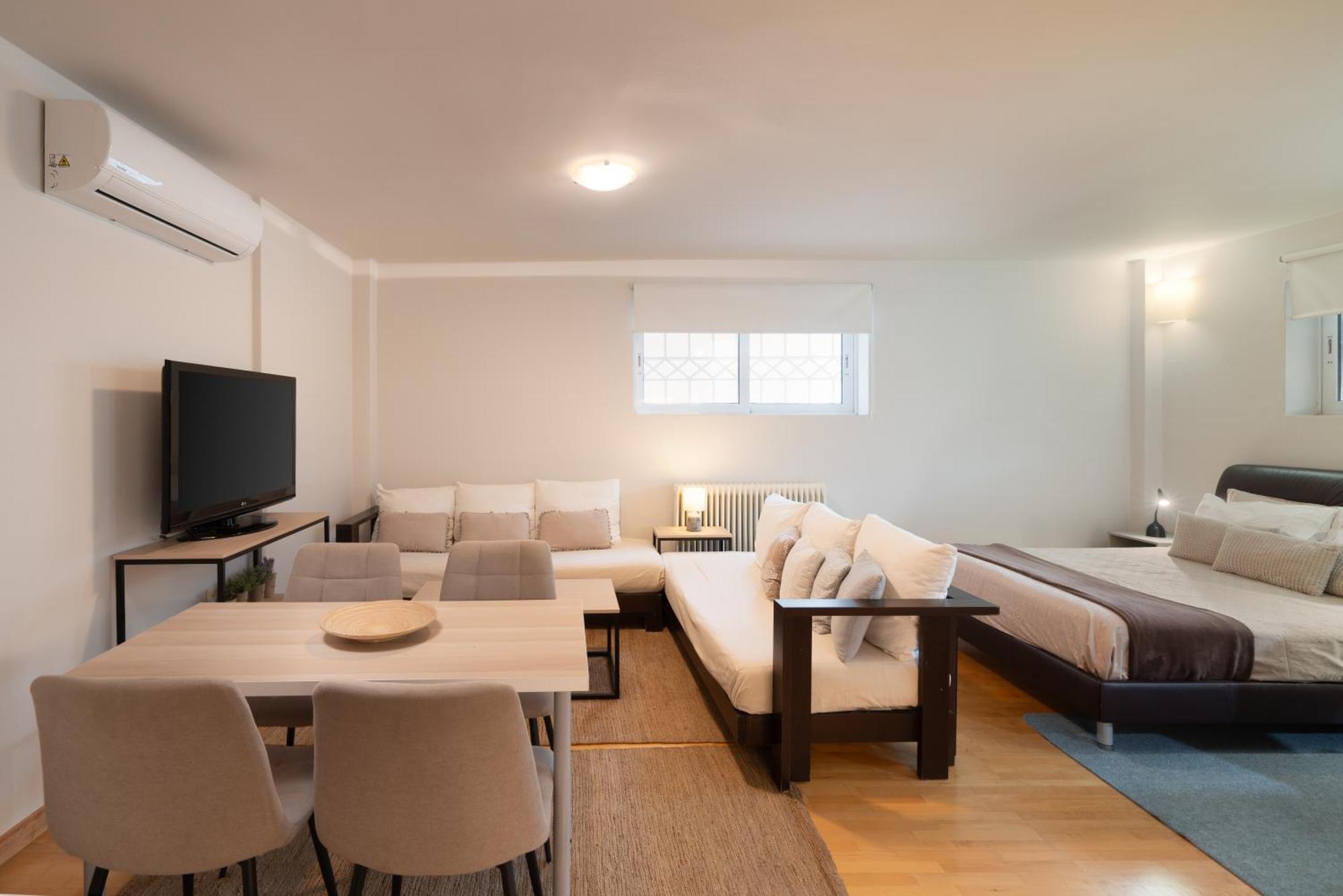 אתונה Bright, Cosy Studio Close To Glyfada Beach & Center מראה חיצוני תמונה