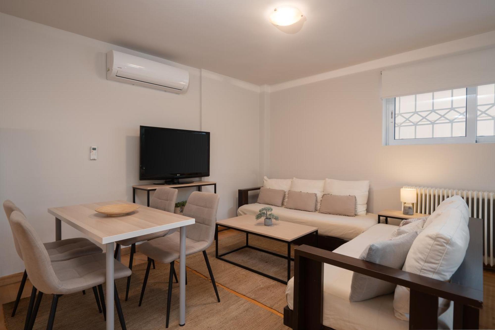 אתונה Bright, Cosy Studio Close To Glyfada Beach & Center מראה חיצוני תמונה