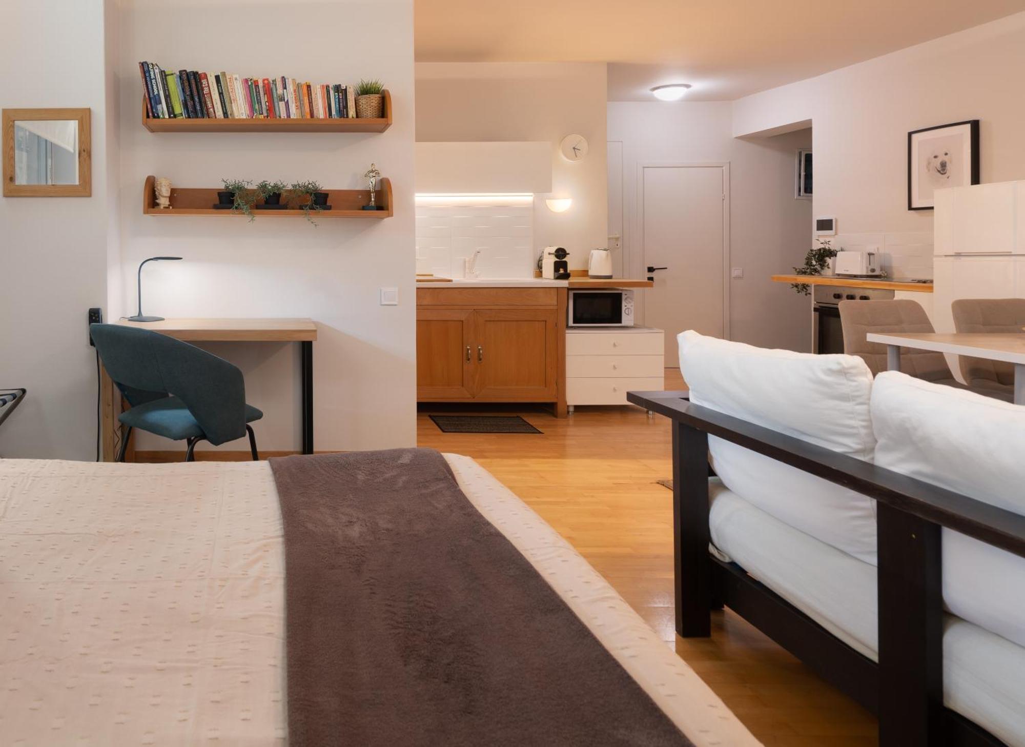 אתונה Bright, Cosy Studio Close To Glyfada Beach & Center מראה חיצוני תמונה